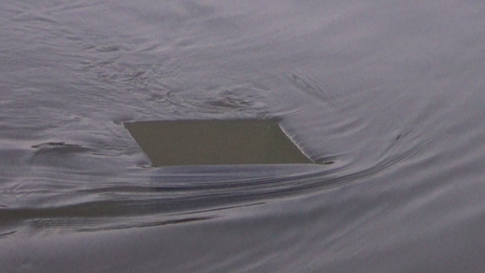 hole in water port levy1 without glue